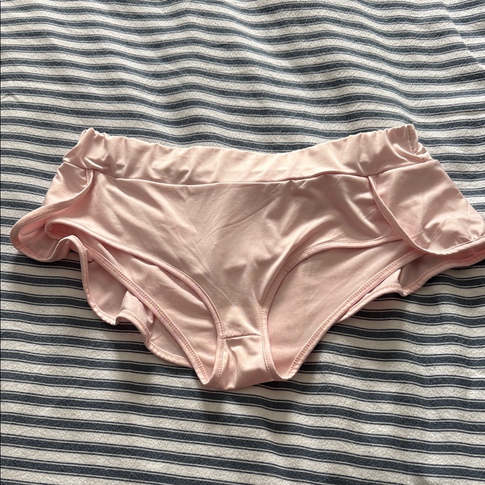 Baby  Pink Ruffle Bottoms - Picture 6 of 7